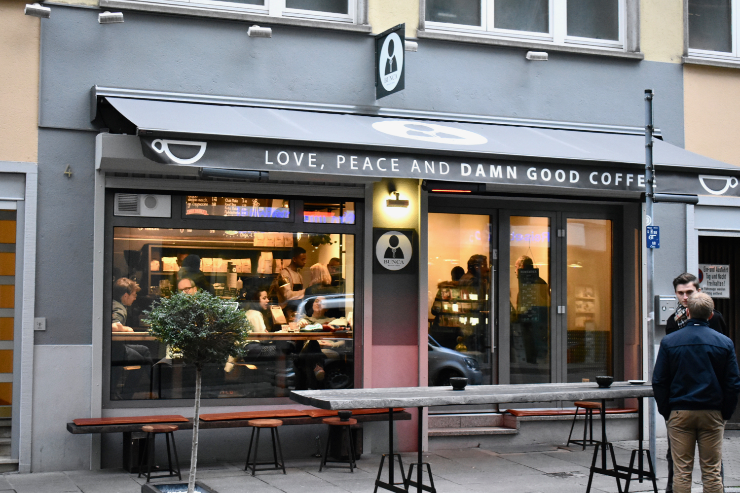 Einschlag Respekt Lohnend kaffee shop frankfurt Fenster Patron ...